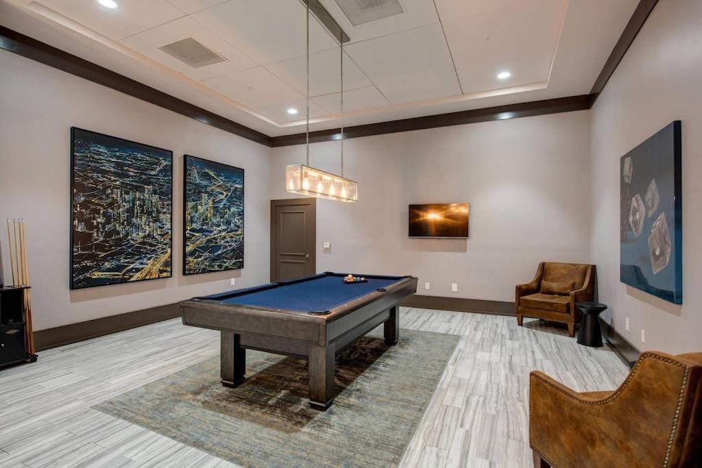 Modern Galleria Apt-Freeparking-Pool-Fast Wifi-Med Ctr Houston Ngoại thất bức ảnh