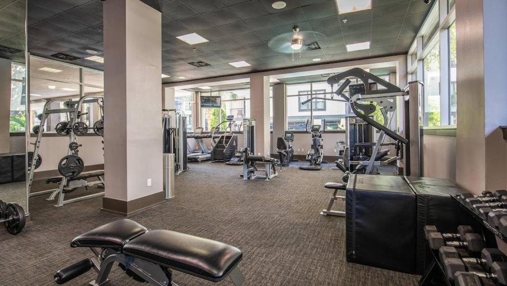 Modern Galleria Apt-Freeparking-Pool-Fast Wifi-Med Ctr Houston Ngoại thất bức ảnh